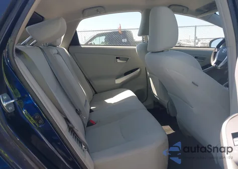 2014 Toyota Prius Two z USA, uszkodzony, nr VIN JTDKN3DU9E1837596